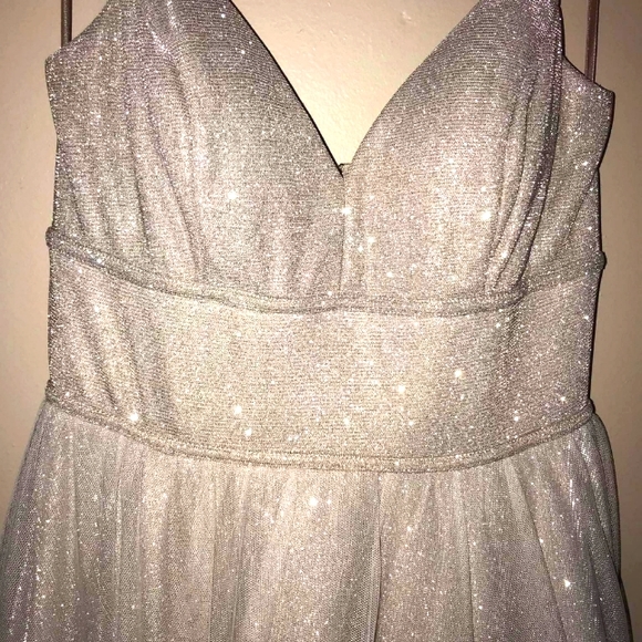 City Trianges Prom Dress, Silver - Picture 8 of 12